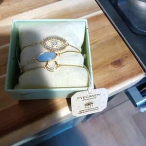 Eye Candy 3 Strands bracelets. Opal